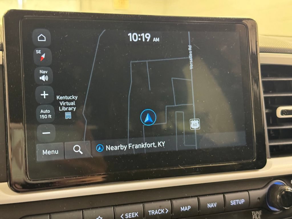 Used 2025 Hyundai Venue Limited FWD image 38