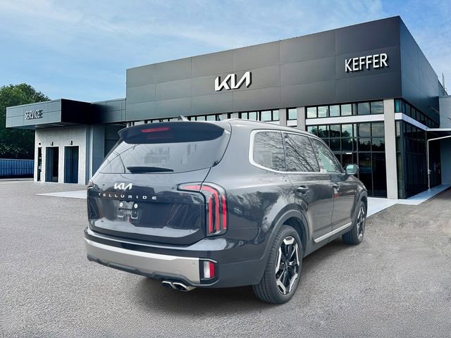 Certified 2025 Kia Telluride EX image 8