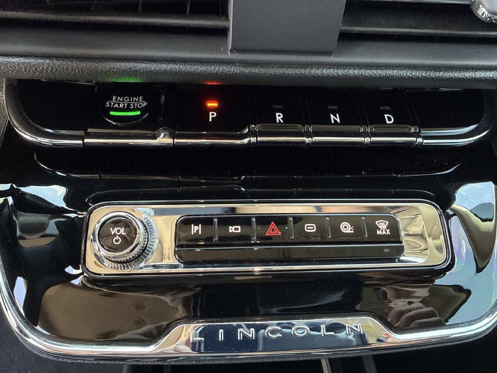 Certified 2024 Lincoln Corsair Grand Touring w/ Equipment Group 301A AWD/4WD image 29