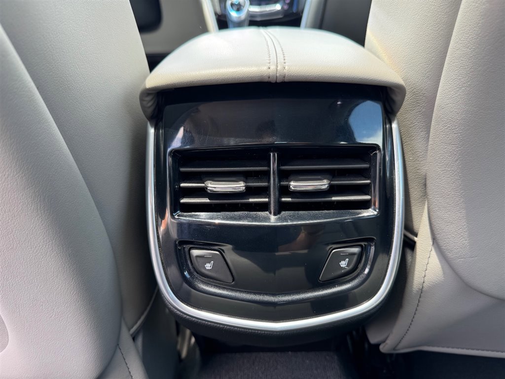 Used 2014 Cadillac XTS Luxury w/ Driver Awareness Package FWD image 23