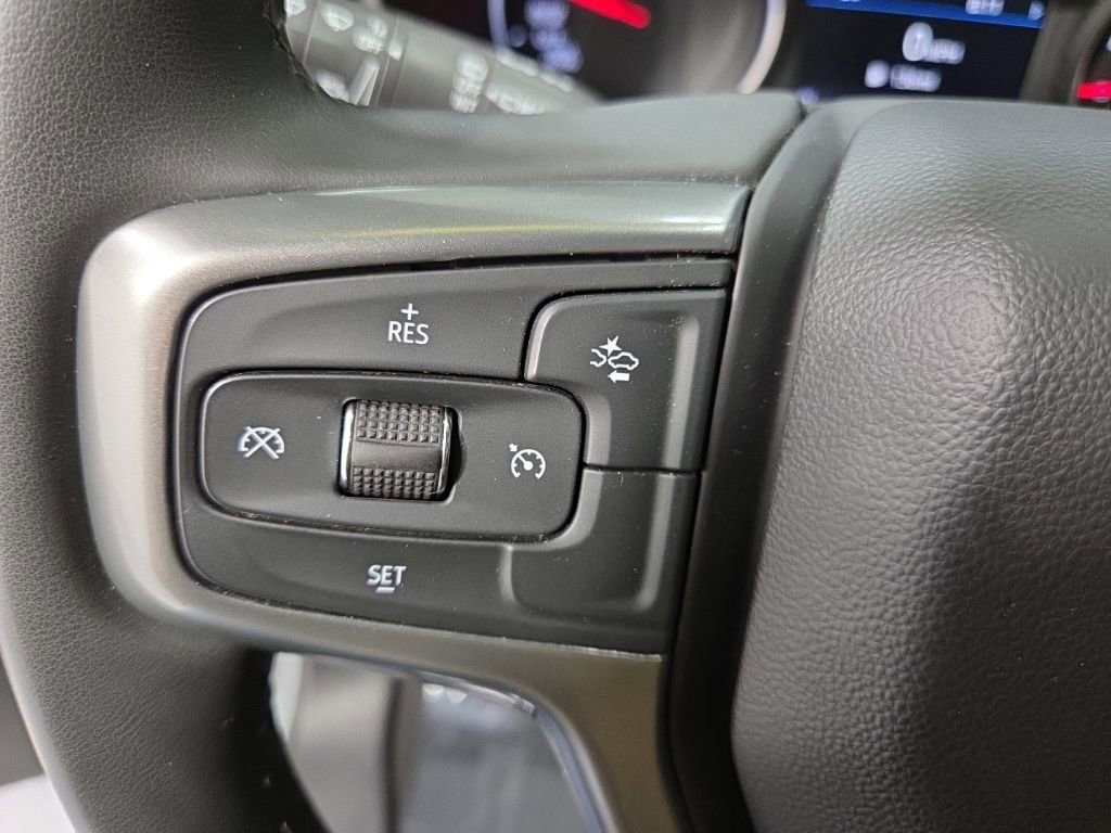 Used 2023 Chevrolet Suburban LS AWD/4WD image 14