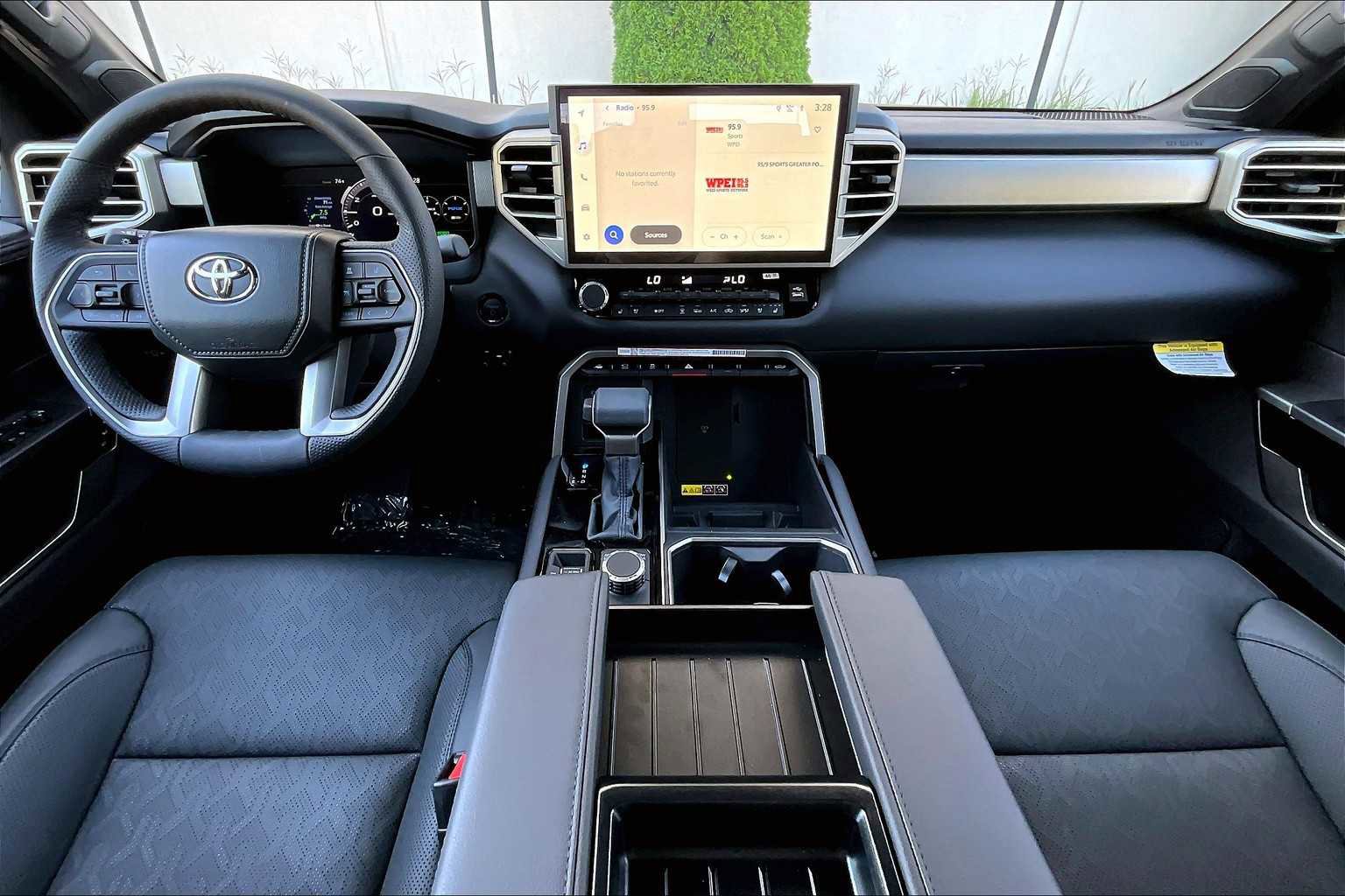 New 2025 Toyota Tundra Limited image 5