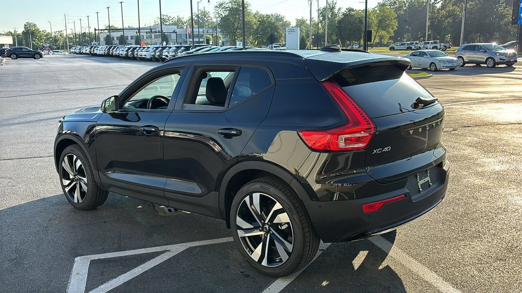 New 2026 Volvo XC40 B5 Ultra w/ Protection Package Premier AWD/4WD image 4