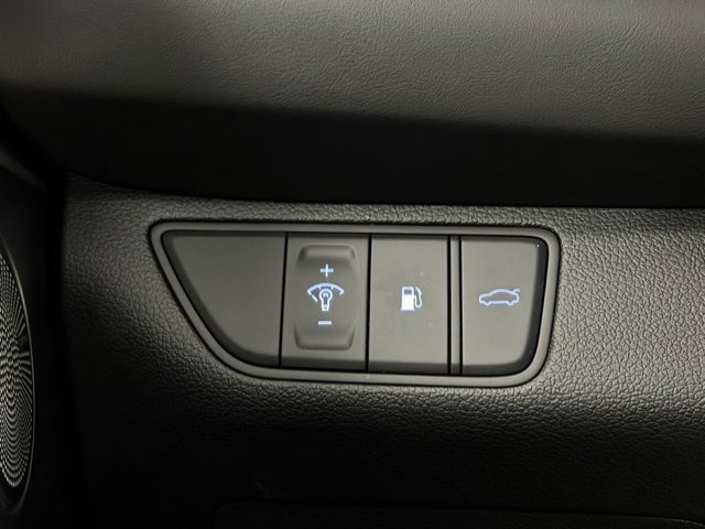 New 2026 Genesis G70 2.5T Prestige image 13