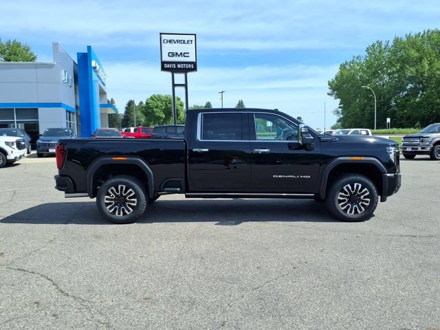 New 2026 GMC Sierra 3500 Denali Ultimate AWD/4WD image 2