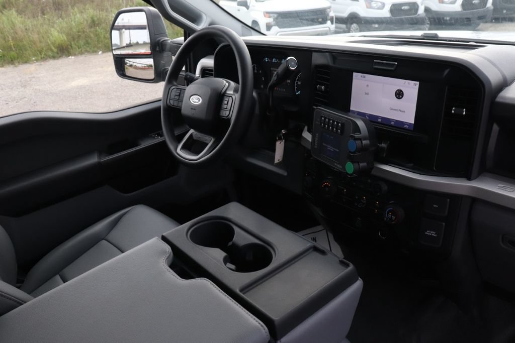 New 2026 Ford F550 4x4 Regular Cab Super Duty image 12