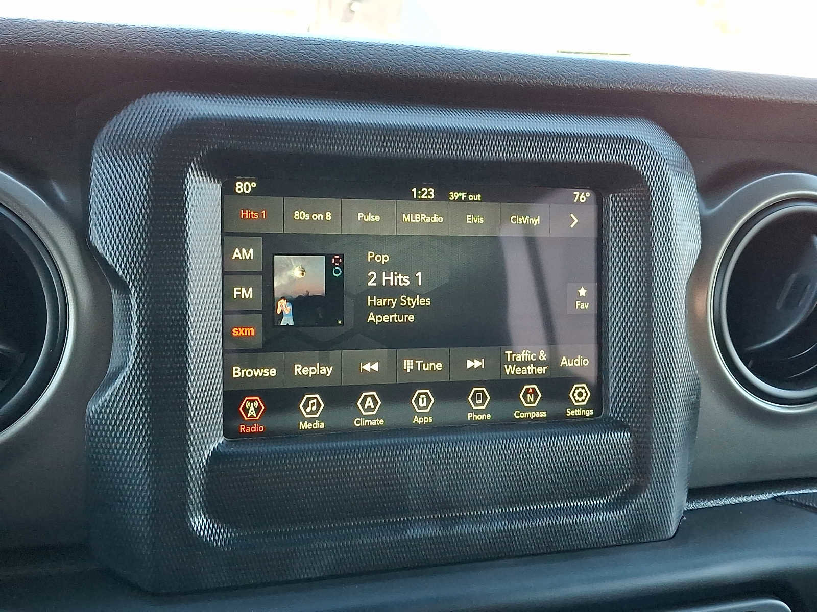 Used 2018 Jeep Wrangler Unlimited Sport S image 16