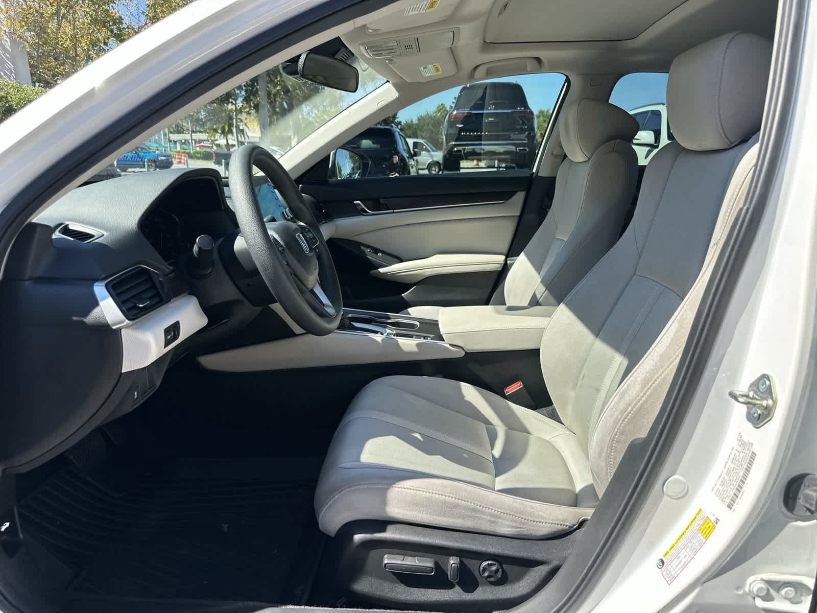 Certified 2020 Honda Accord EX image 13