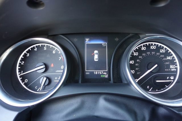 Certified 2020 Toyota Camry SE w/ Convenience Package image 19