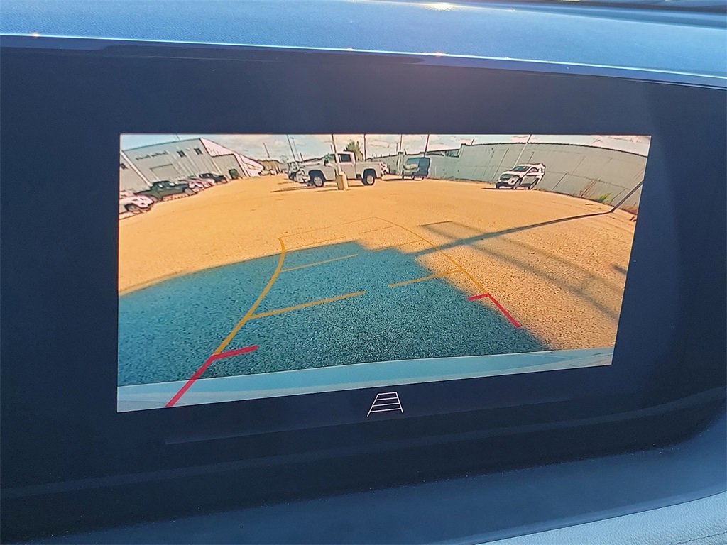 Used 2024 Buick Encore GX Avenir w/ Avenir Convenience Package image 27