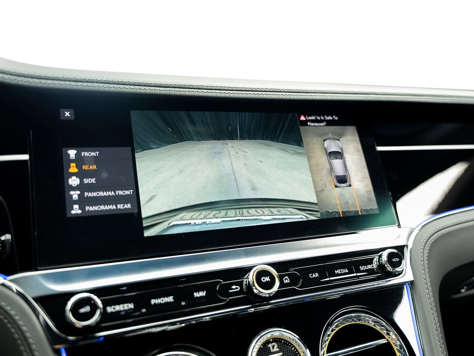 Used 2022 Bentley Continental GT AWD/4WD image 53
