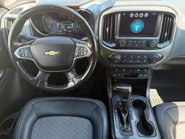 Used 2017 Chevrolet Colorado Z71 AWD/4WD image 3