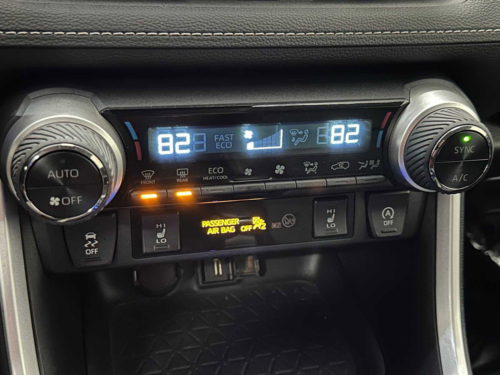 Certified 2022 Toyota RAV4 XLE Premium AWD/4WD image 15