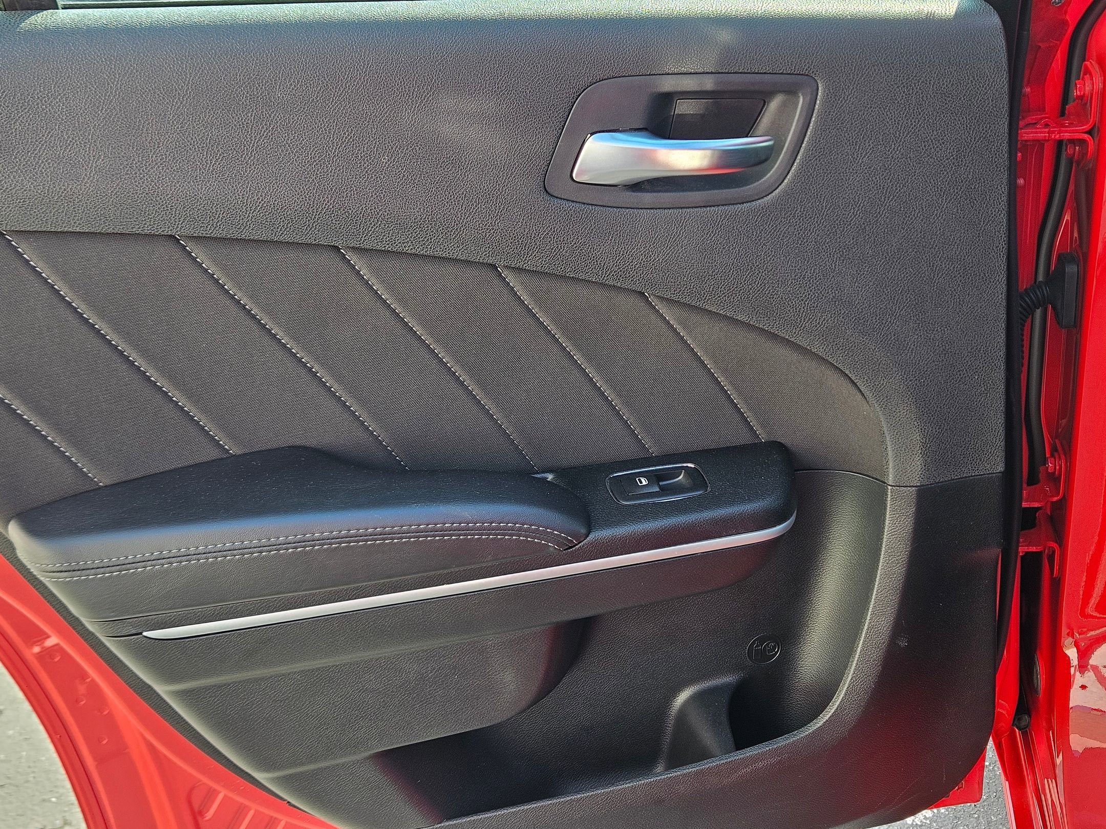 Used 2023 Dodge Charger SXT image 23