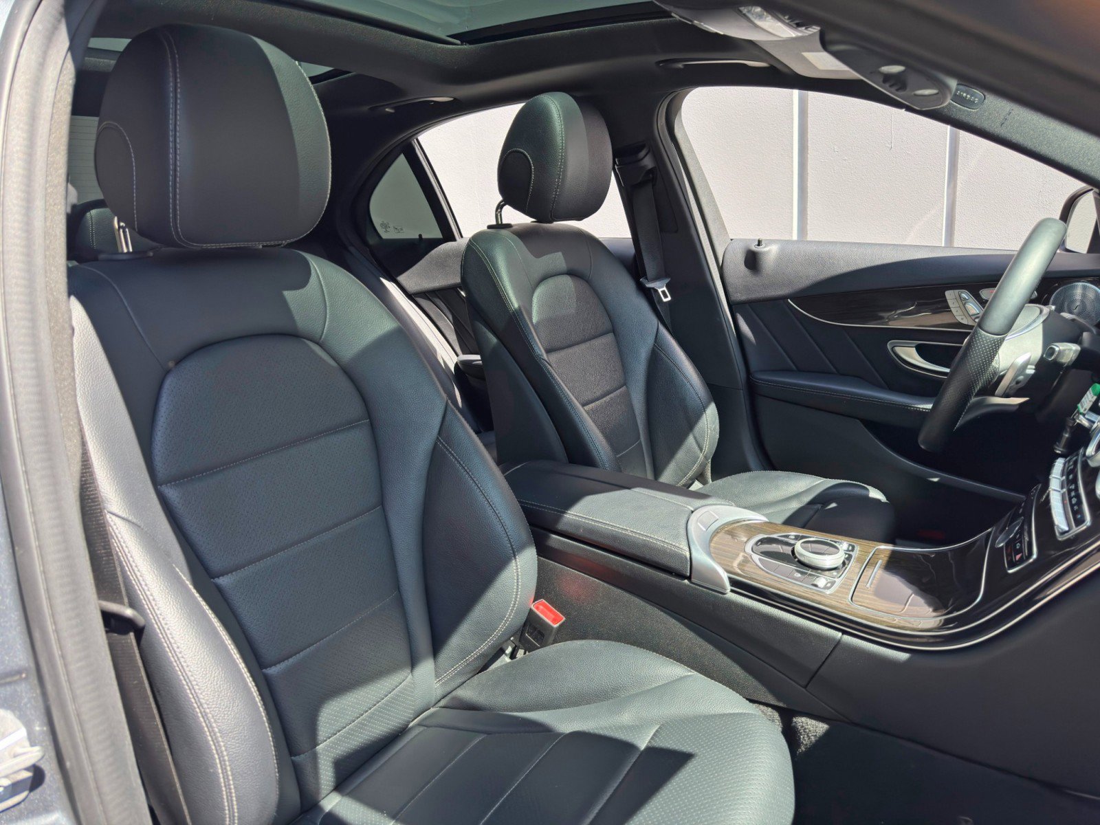 Used 2018 Mercedes-Benz C 300 Sedan w/ AMG Line image 36