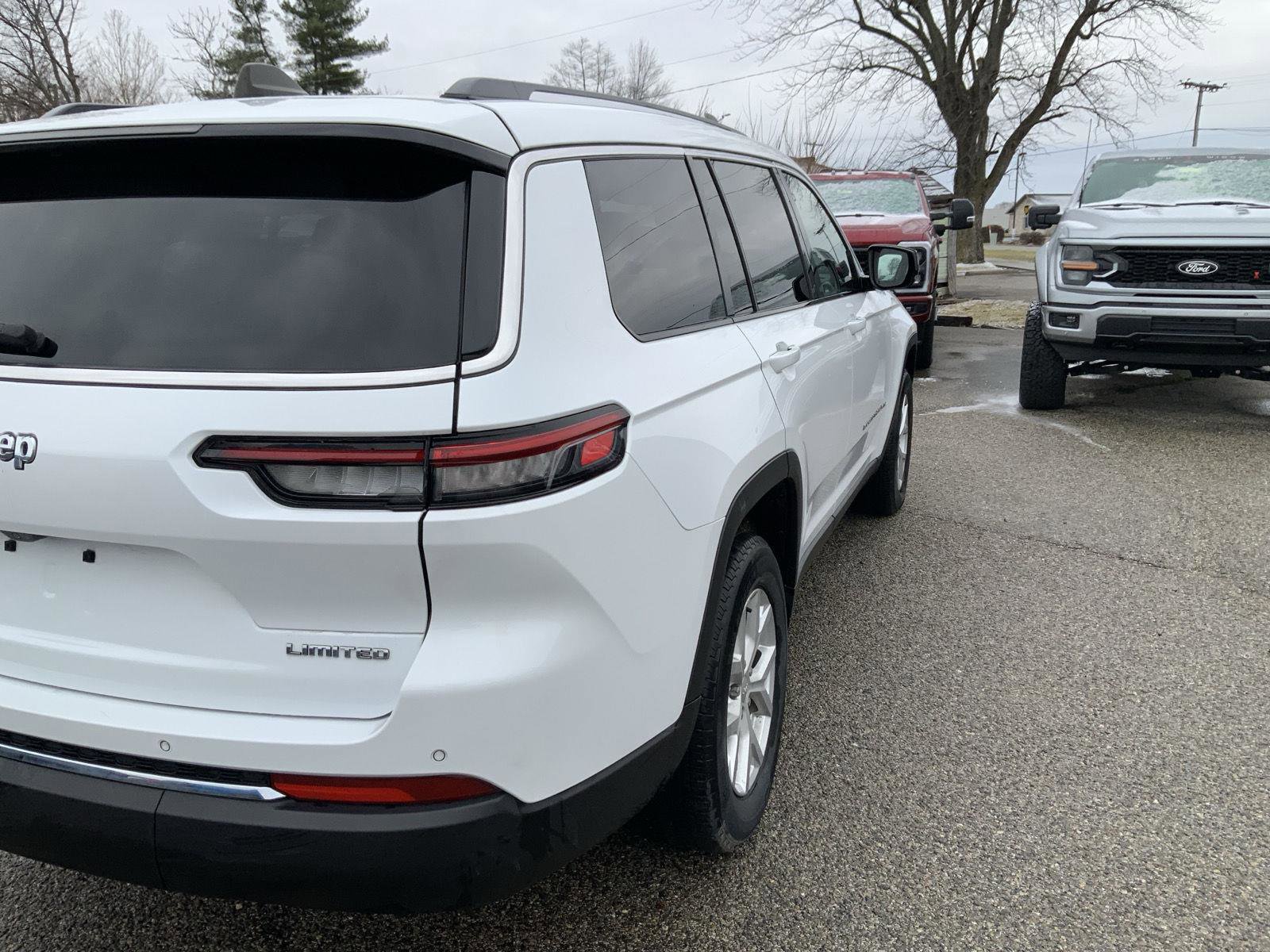 Used 2023 Jeep Grand Cherokee L Limited image 21