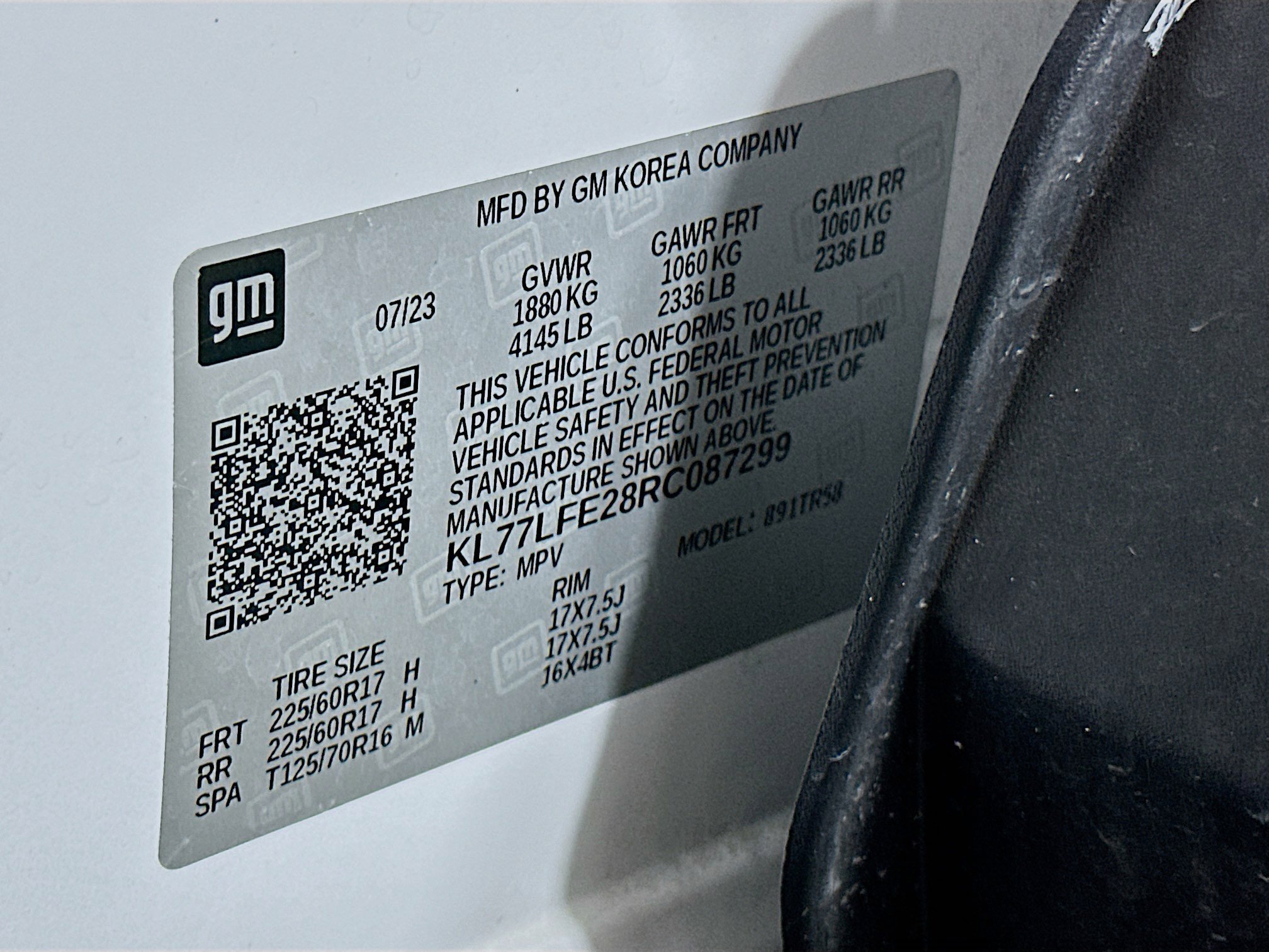 Used 2024 Chevrolet Trax LS w/ LS Convenience Package image 12