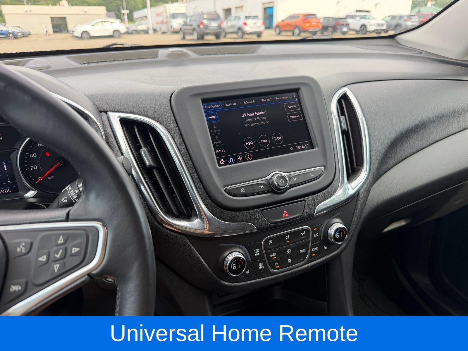 Used 2020 Chevrolet Equinox LT w/ Driver Convenience Package AWD/4WD image 23