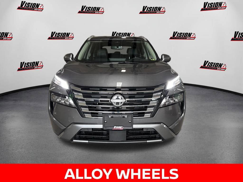 Certified 2026 Nissan Rogue SL AWD/4WD image 2