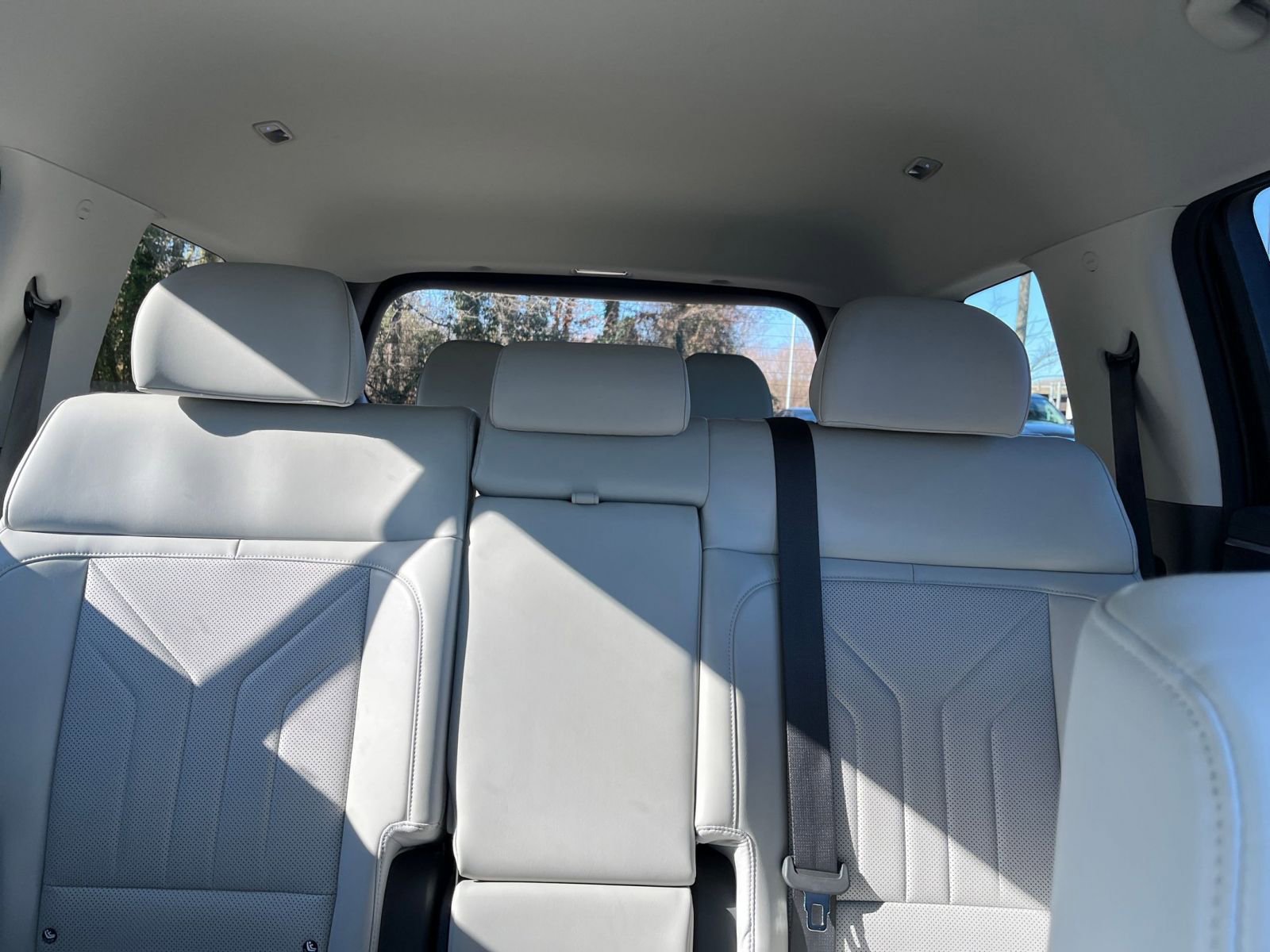 Used 2025 Hyundai Santa Fe SEL image 39