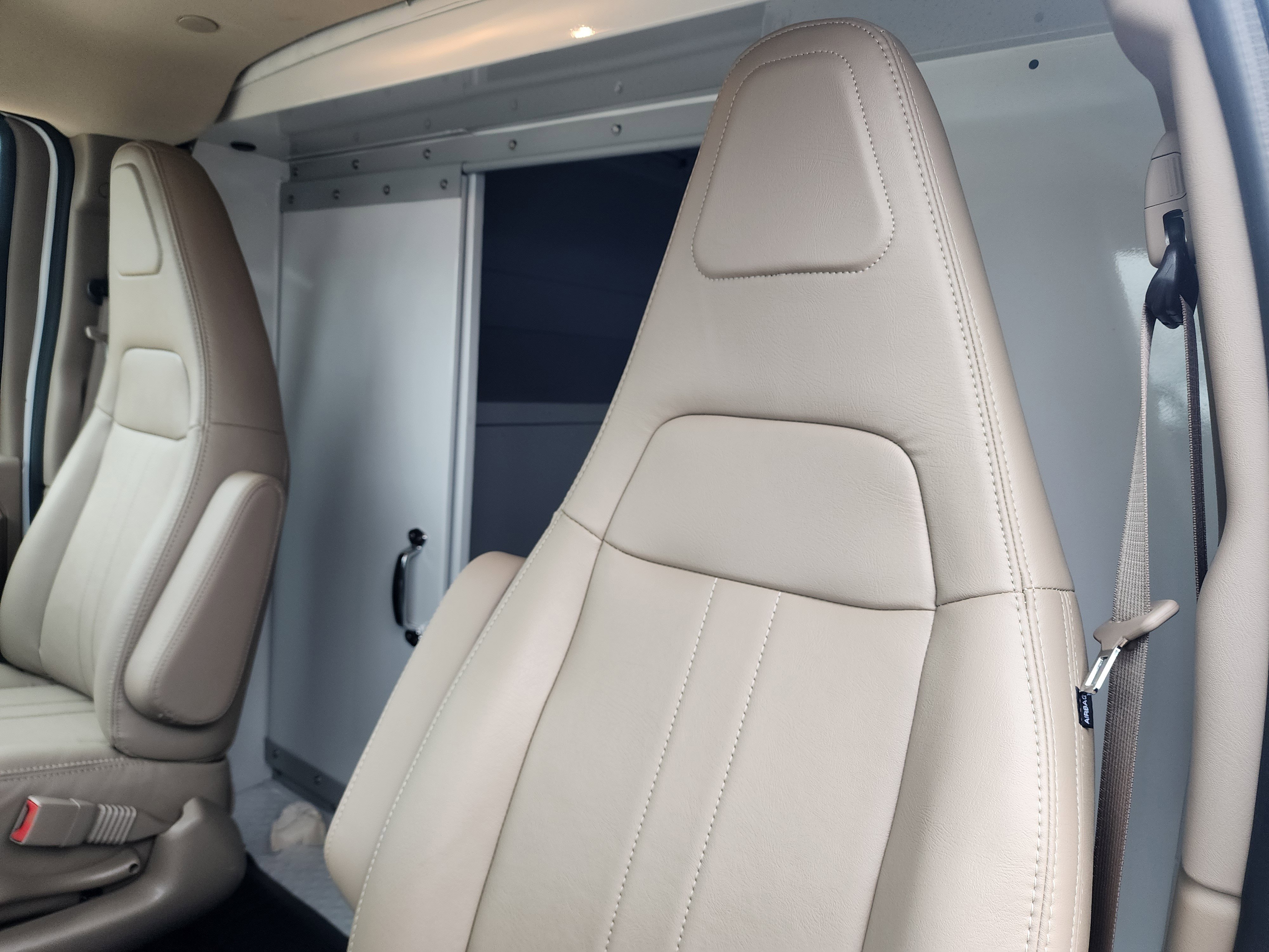 New 2025 Chevrolet Express 3500 w/ Power Convenience Package image 24