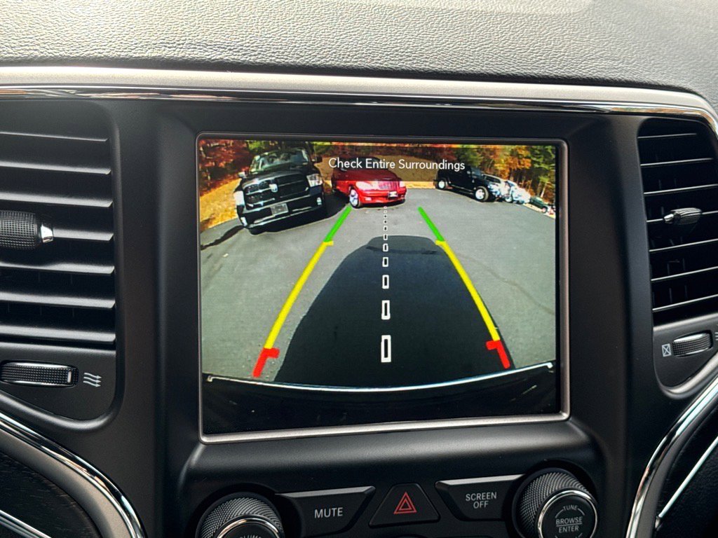 Used 2018 Jeep Grand Cherokee Limited image 15