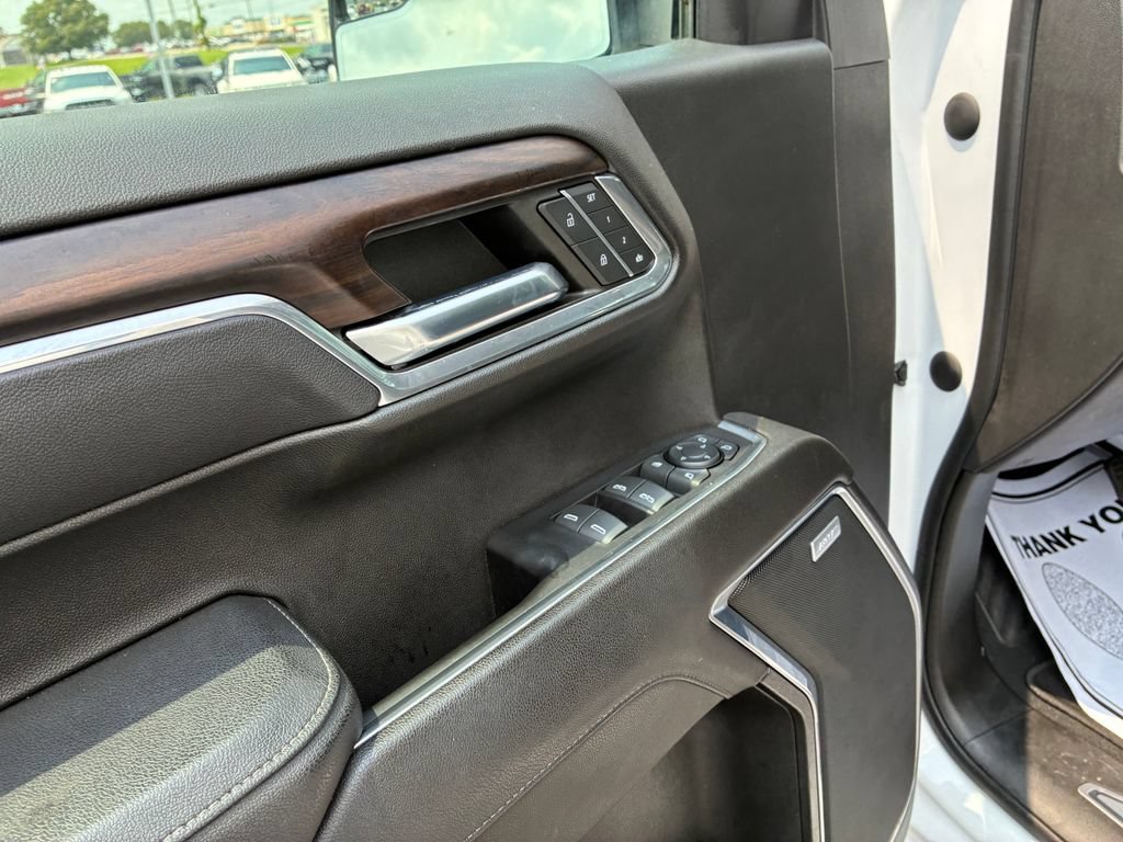 Used 2023 GMC Sierra 1500 SLT w/ SLT Convenience Package AWD/4WD image 9