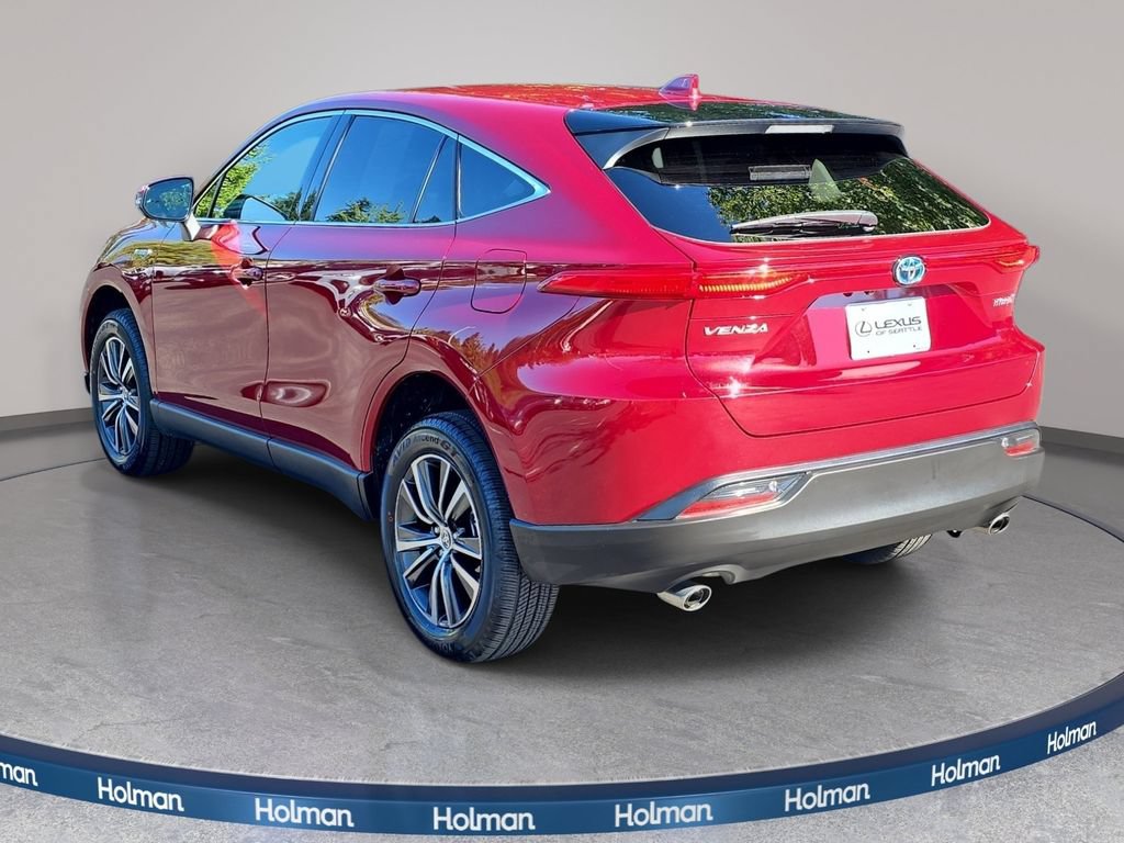 Used 2021 Toyota Venza LE w/ Carpet Mat Package (TMS) AWD/4WD image 8