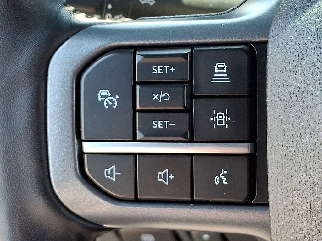 Used 2024 Ford F150 Lariat w/ FX4 Off-Road Package image 21