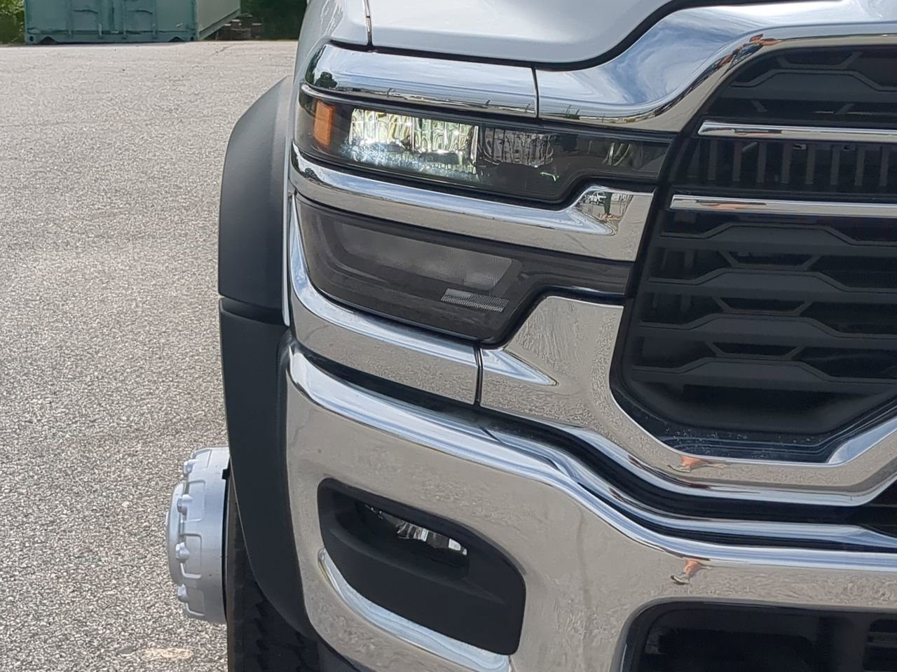 New 2026 RAM 4500 Tradesman w/ Chrome Appearance Group AWD/4WD image 8