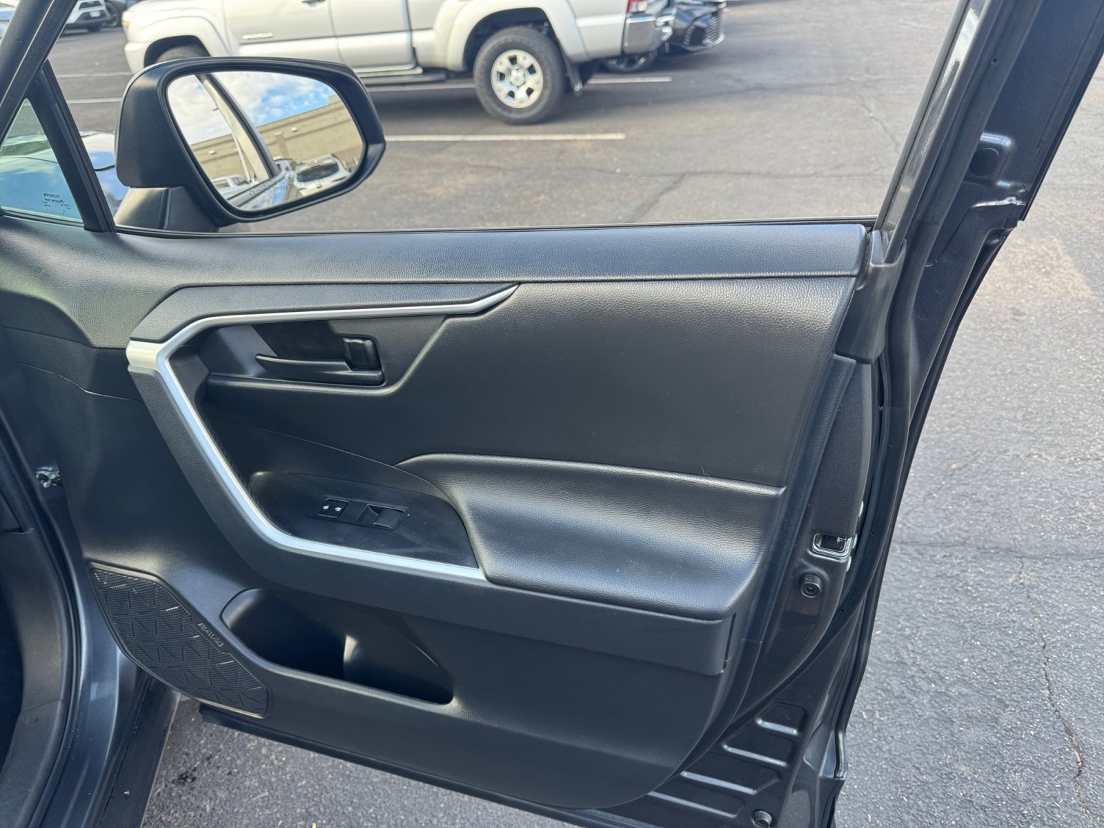 Certified 2023 Toyota RAV4 LE image 16