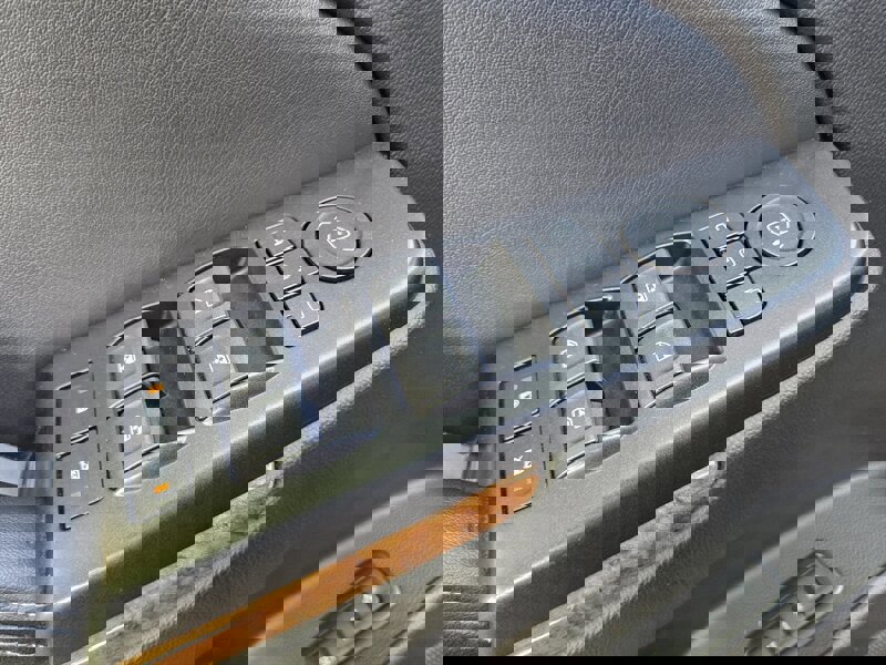 Used 2018 Chevrolet Tahoe Premier w/ RST 6.2L Performance Edition image 15