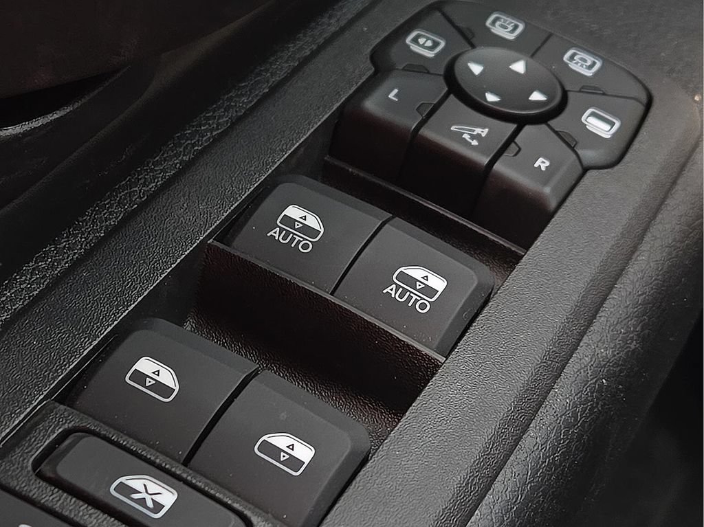 New 2026 RAM 2500 Warlock AWD/4WD image 16