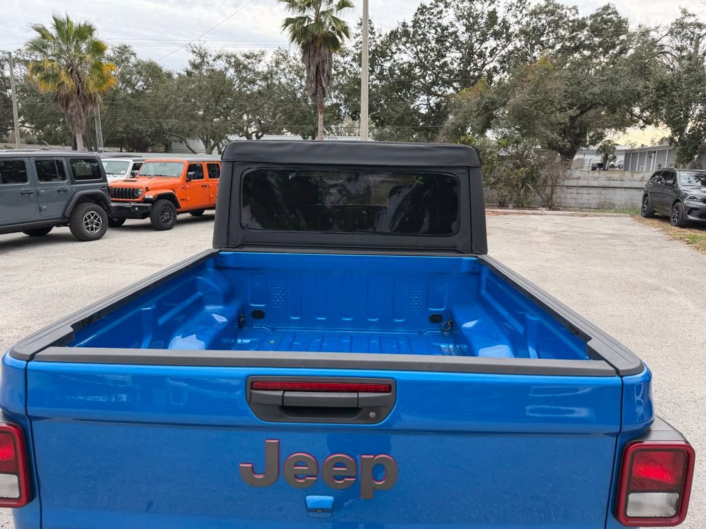 Certified 2023 Jeep Gladiator Rubicon w/ Trailer Tow Package image 33