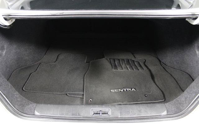 Certified 2022 Nissan Sentra SR w/ SR Premium Package FWD image 17