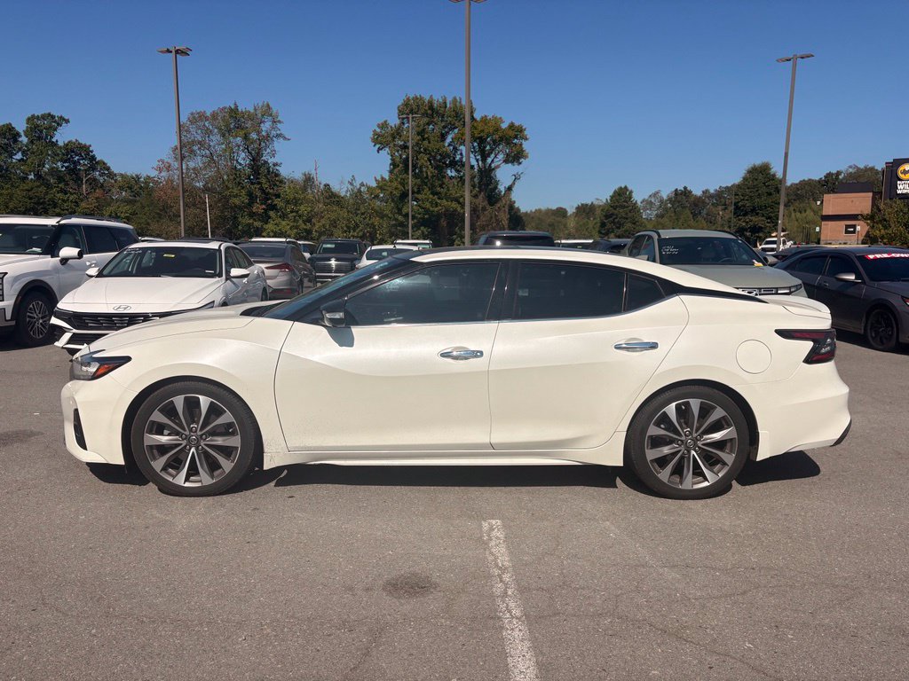 Used 2019 Nissan Maxima Platinum w/ Sport Mat Group FWD image 4
