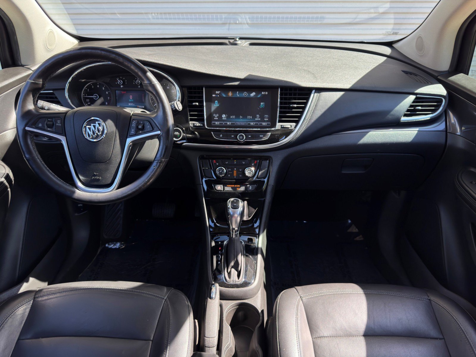 Used 2019 Buick Encore Essence FWD image 12