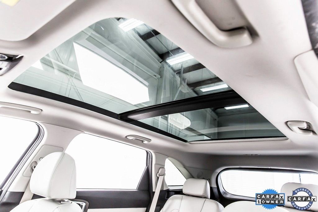 Used 2022 Kia Sorento SX Prestige w/ Panoramic Sunroof Package image 17