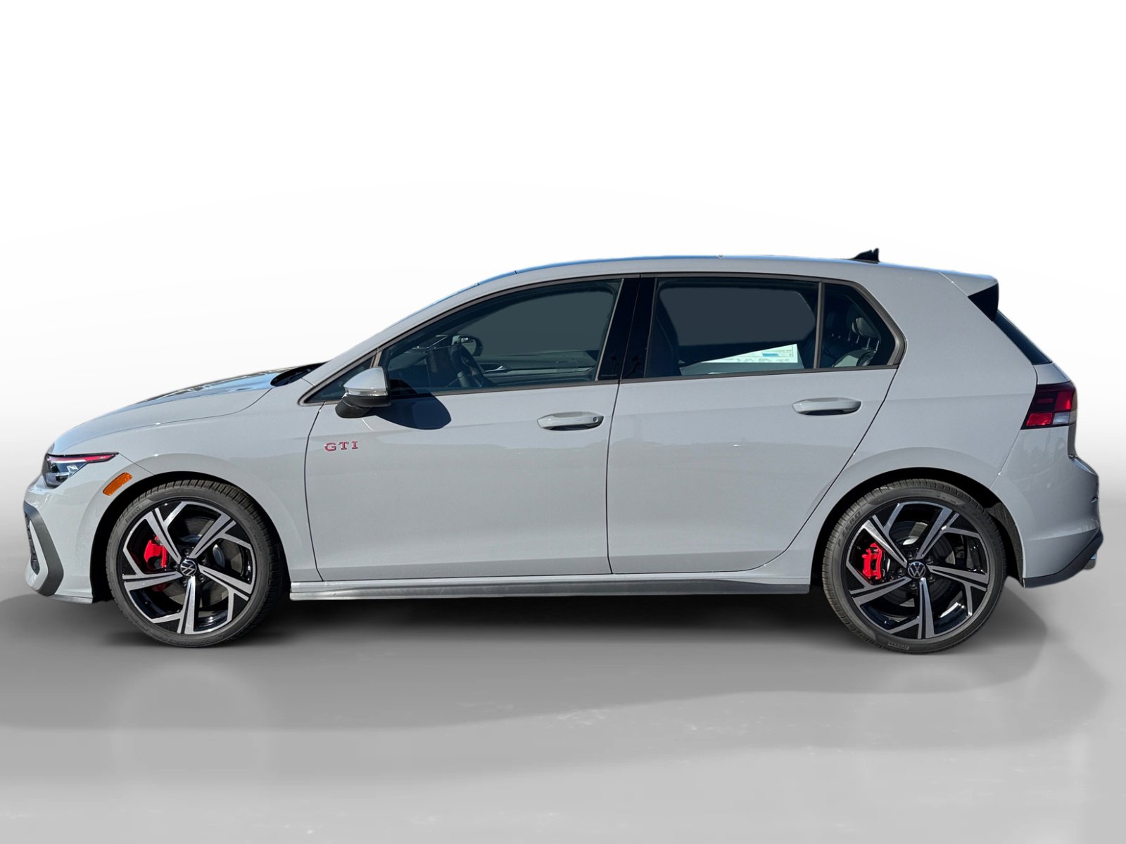 New 2025 Volkswagen GTI SE image 2