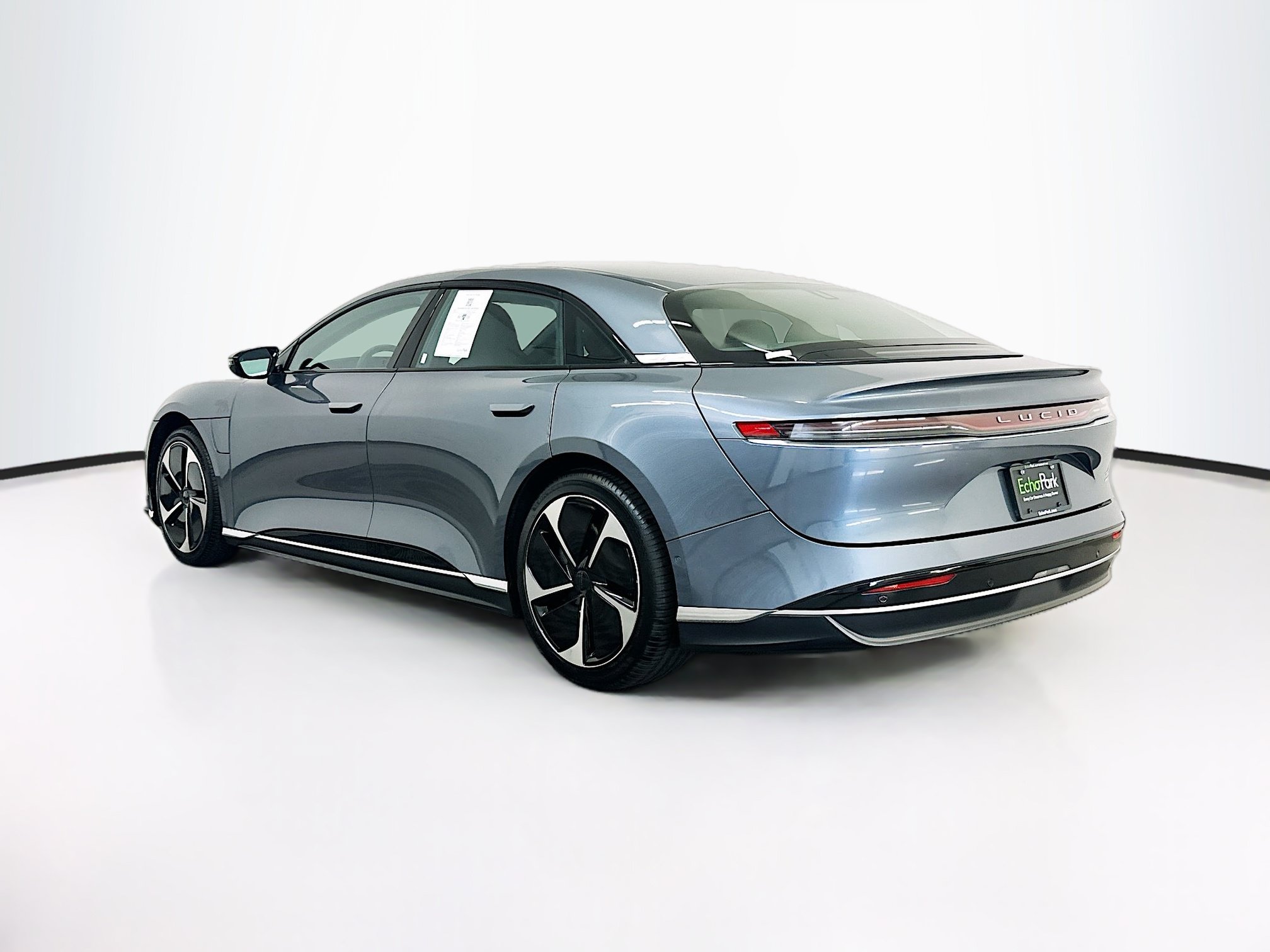 Used 2024 Lucid Air Touring AWD/4WD image 5