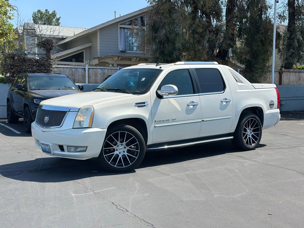 Used 2007 Cadillac Escalade EXT w/ Information Package