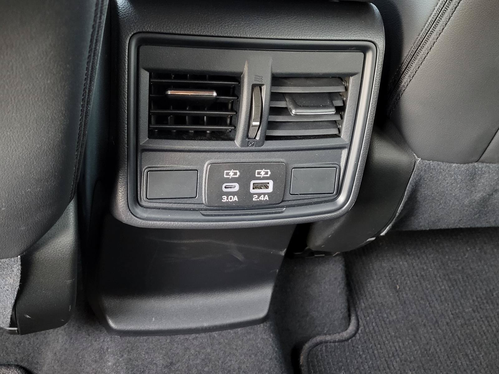 Used 2025 Subaru Forester Premium AWD/4WD image 25