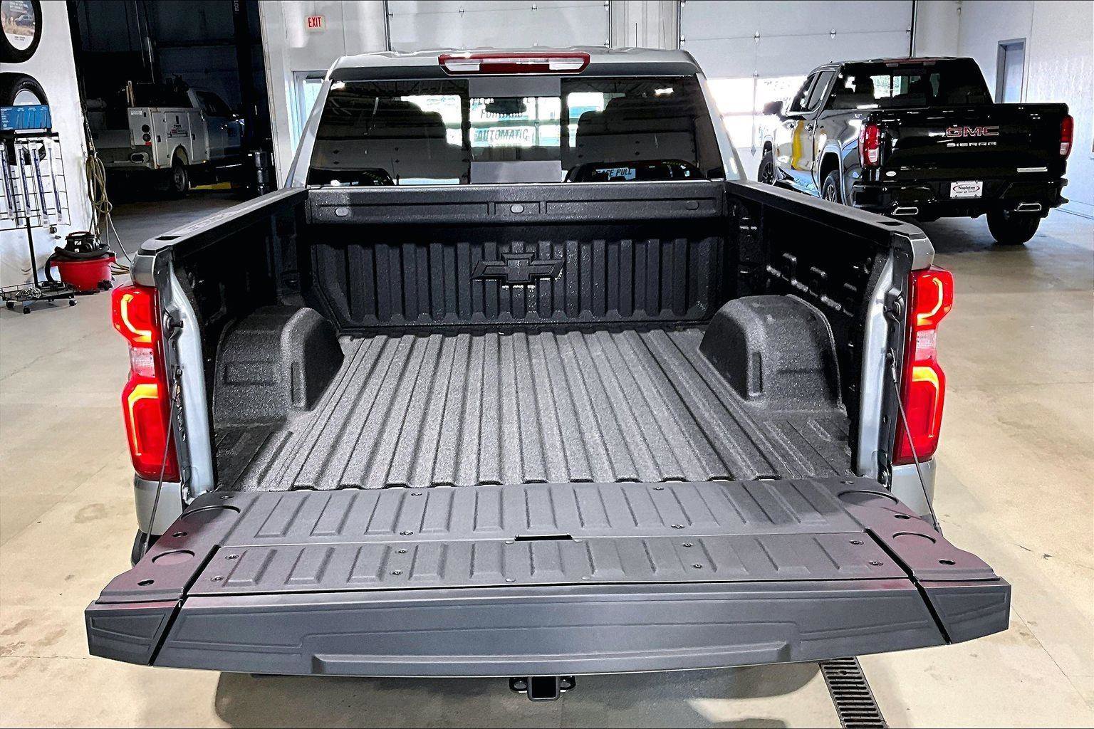 New 2026 Chevrolet Silverado 1500 RST image 6