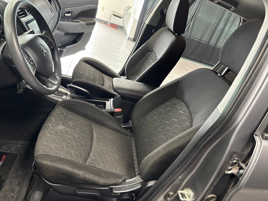 Used 2020 Mitsubishi Outlander Sport ES FWD image 22