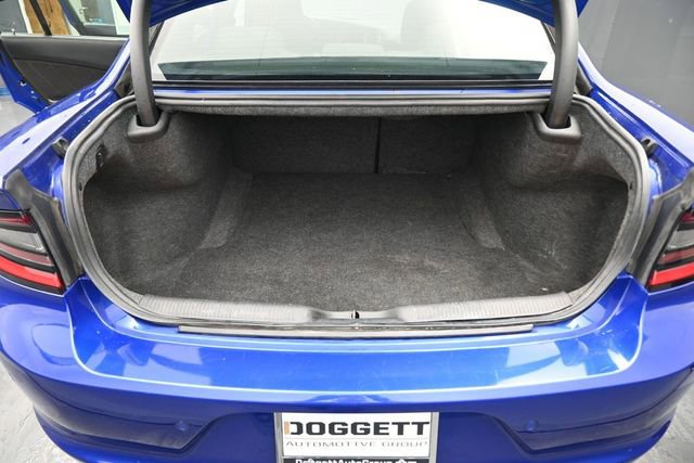 Used 2022 Dodge Charger SXT w/ Blacktop Package RWD image 12