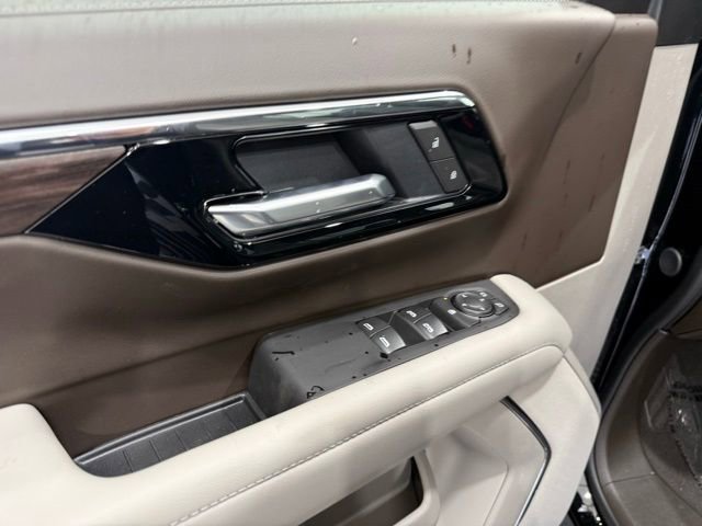 New 2026 Chevrolet Suburban LS w/ LPO, Dark Essentials Package image 15