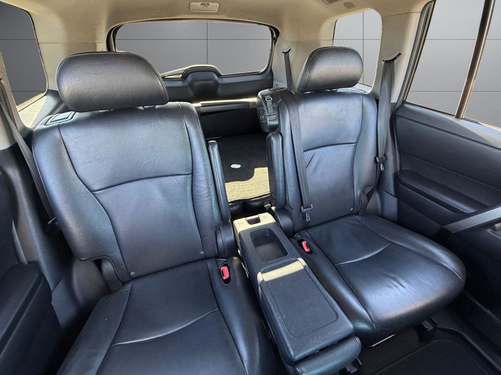 Used 2011 Toyota Highlander SE w/ Tow Pkg image 20