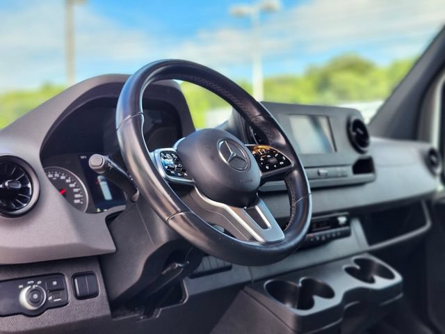 Used 2021 Mercedes-Benz Sprinter 1500 image 14
