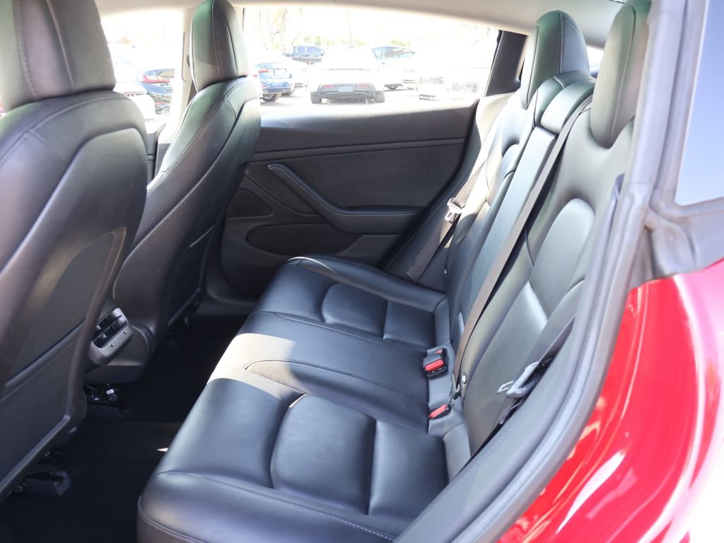 Used 2018 Tesla Model 3 Long Range RWD image 37