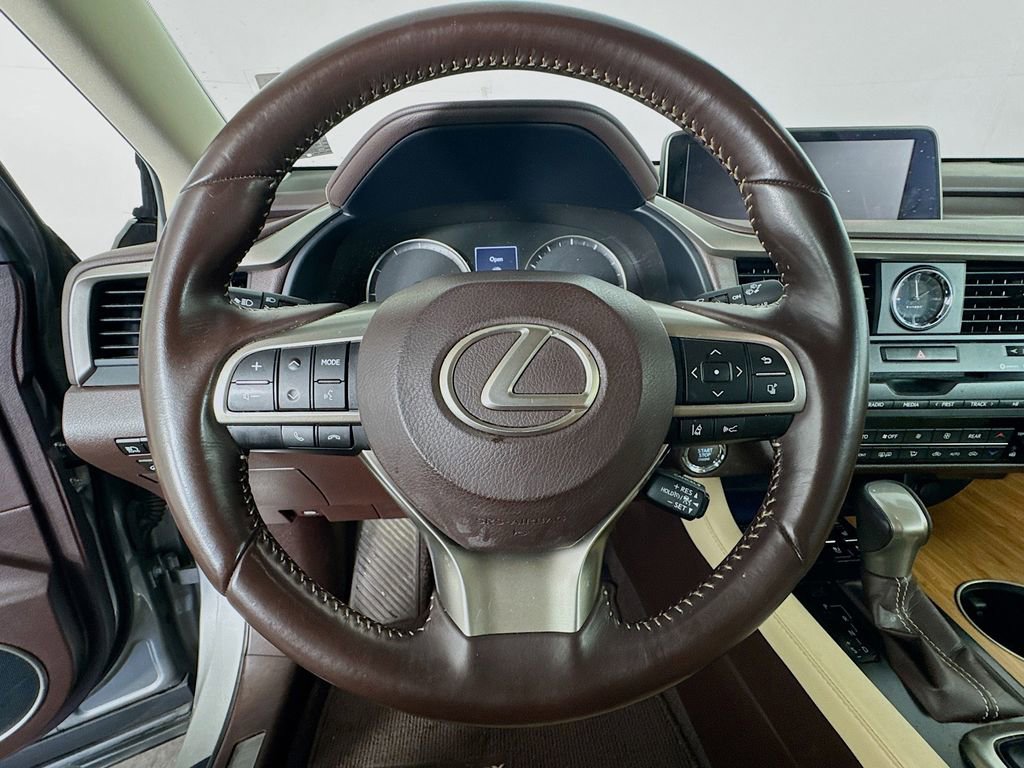 Used 2018 Lexus RX 350L AWD image 12